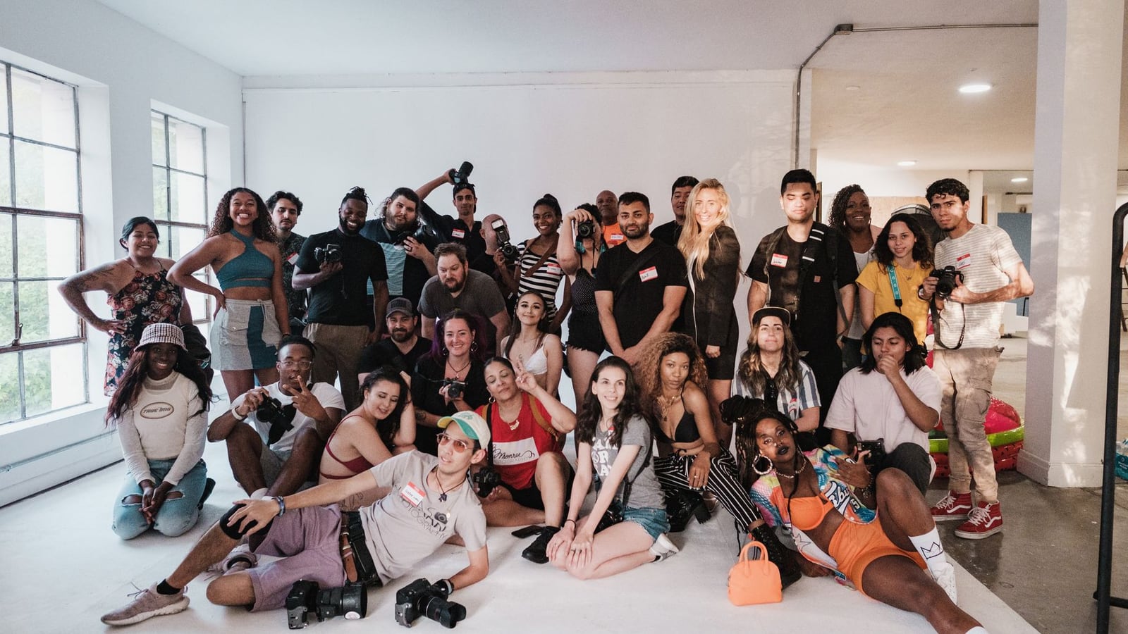 Das Team von Basqueluma in ihrem Studio in Innsbruck.